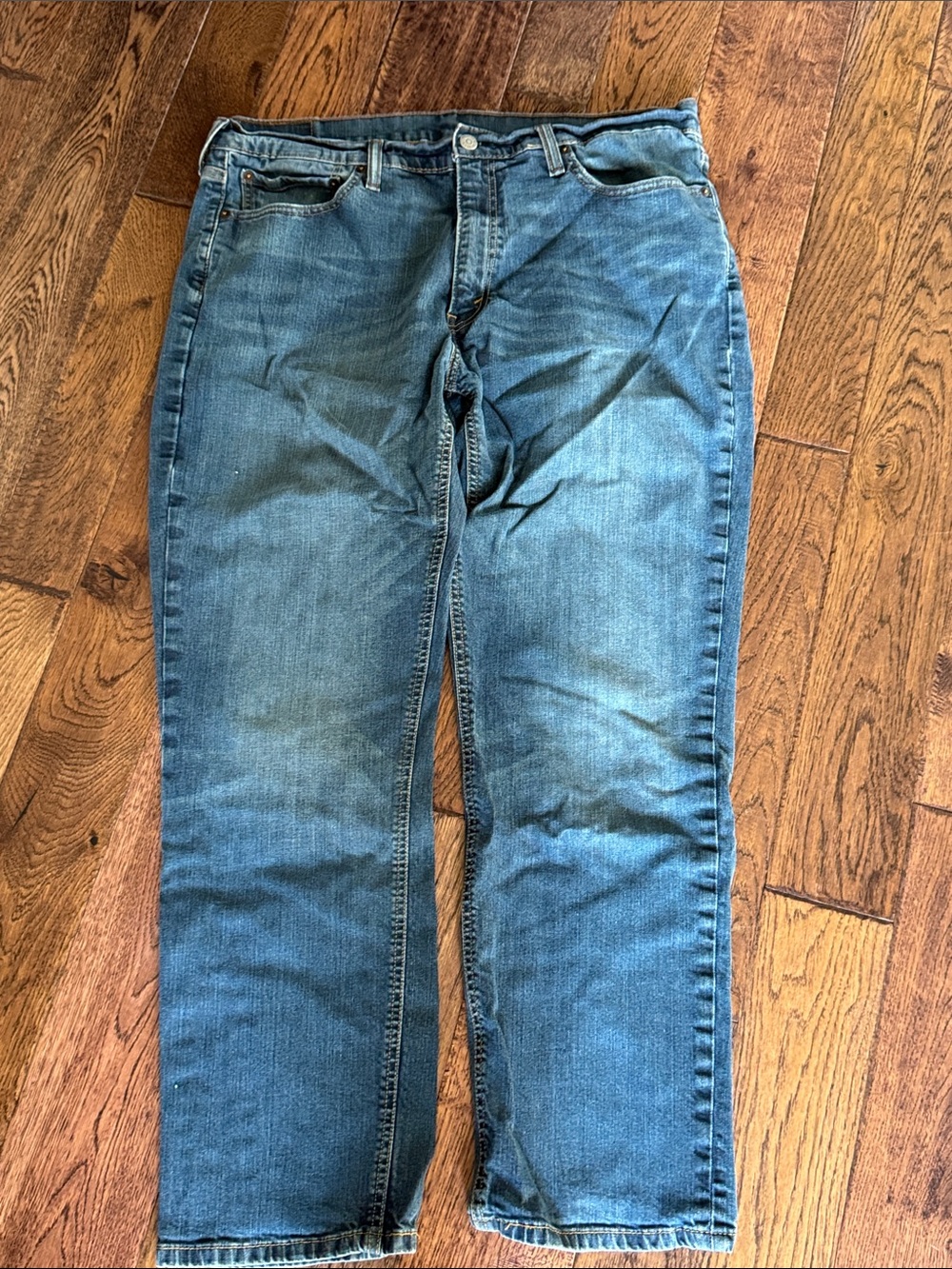 Men's Classic Levi 541 Blue Jeans - Comfortable Everyday Fit